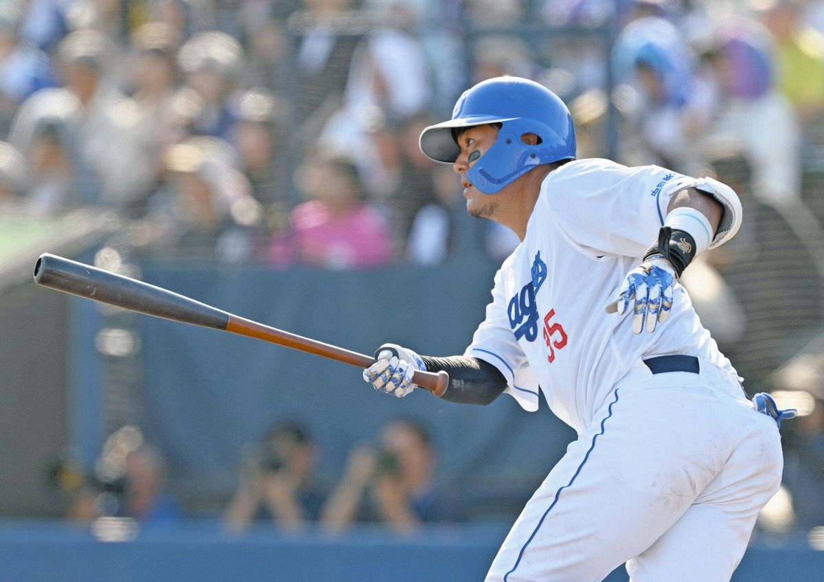 適時打放った中日・木下拓哉、「ファンの声援を力に優勝を勝ち取りたい