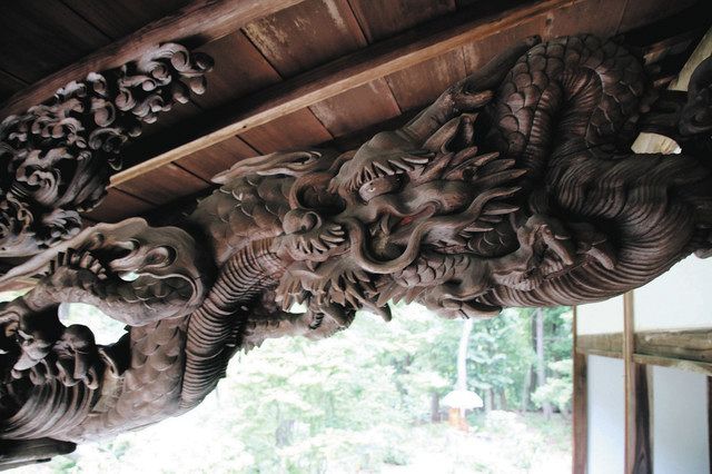 わがまち遺産＞ （114）海老虹梁双竜の彫刻（可児市）：中日新聞Web