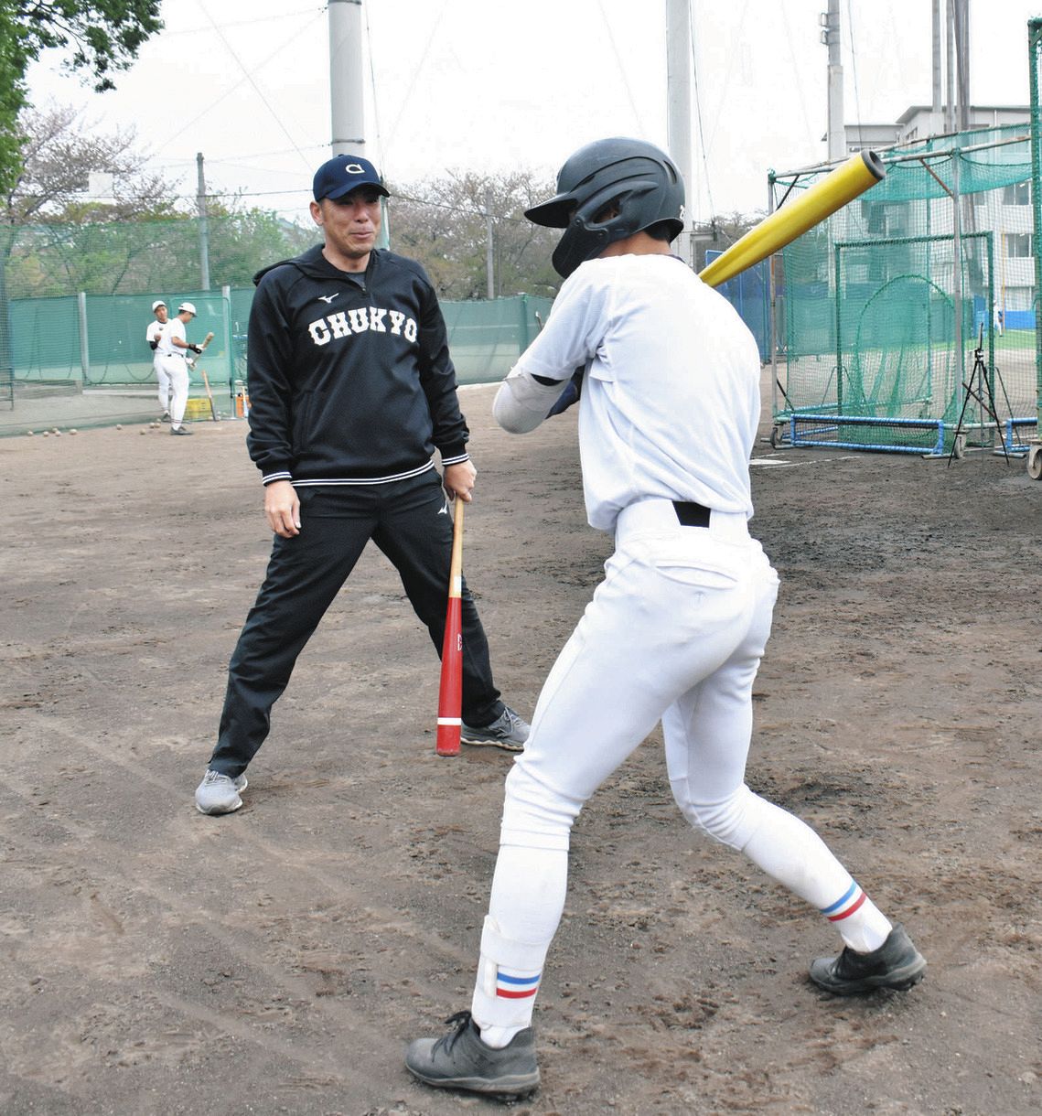 竜のレジェンド・荒木雅博さんが中京大中京高の臨時コーチに！ 28年間の技術と知識を球児に伝授：中日スポーツ・東京中日スポーツ