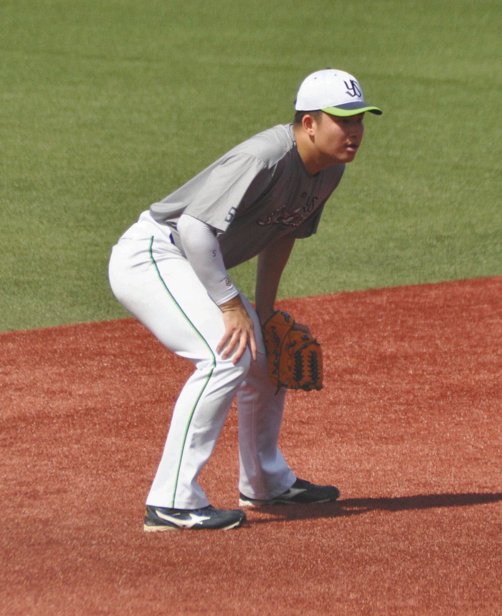 ヤクルト 山田 村上の 日の丸コンビ が闘志 しっかり結果を出して調子を上げていきたい 中日スポーツ 東京中日スポーツ