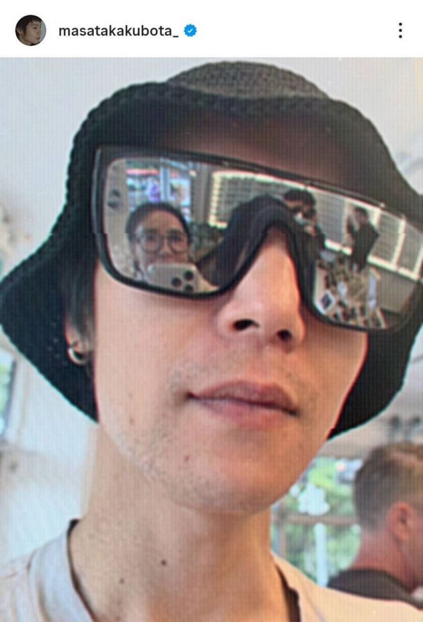 【限定非売品】窪田正孝の写真 実際の投稿】窪田正孝、まさかの場所に女性が映り込む…「オシャレな