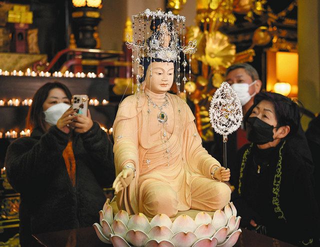 コロナの世 救世観音像に祈り込めて／聖徳太子ゆかり 津の四天王寺が