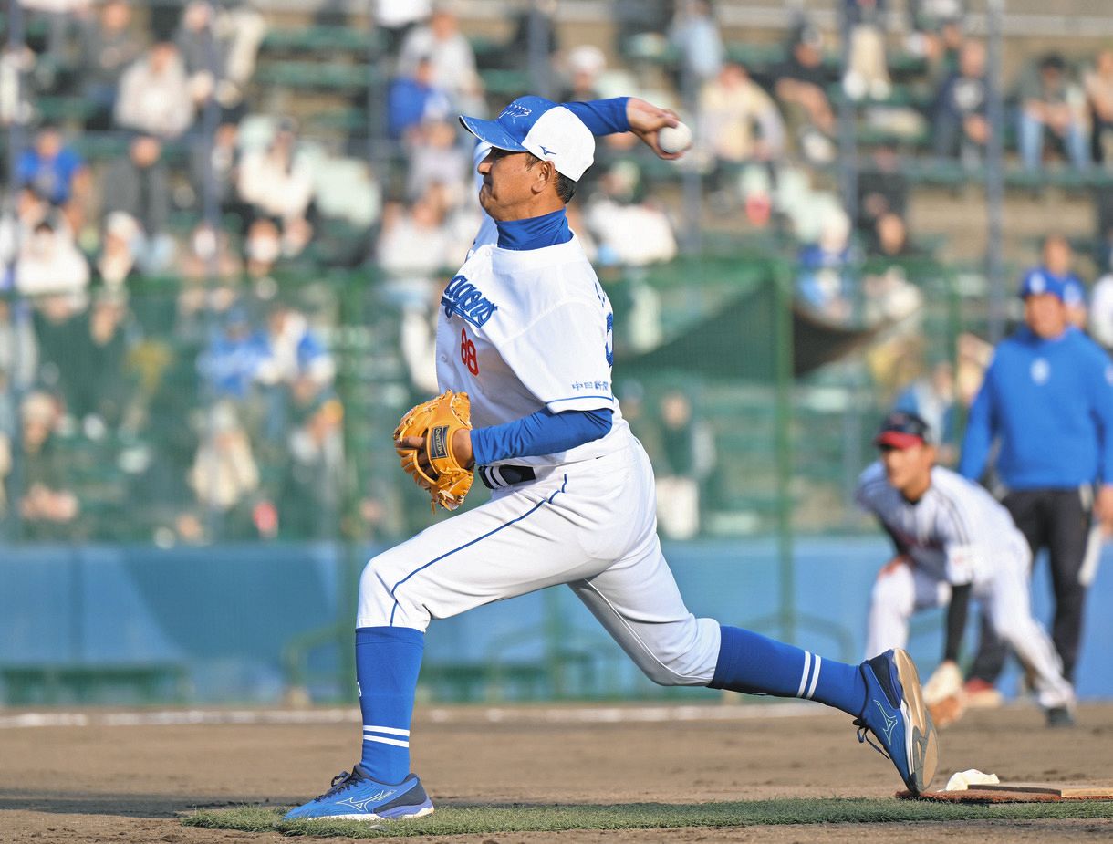 ドラゴンズジュニア戦に６回から登板した落合２軍監督