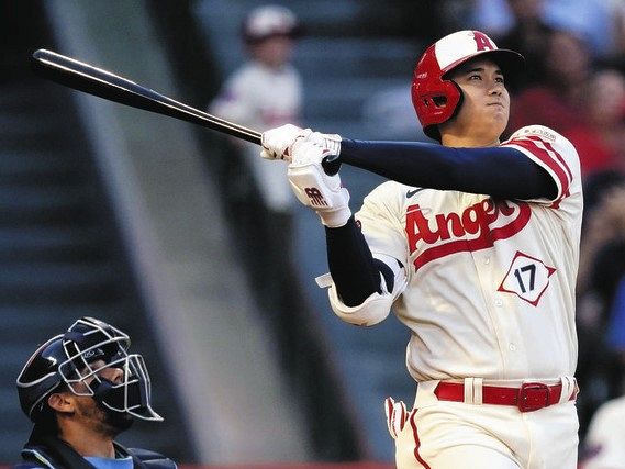大谷翔平、日本人選手初の本塁打王獲得 44本塁打「チームメイト 
