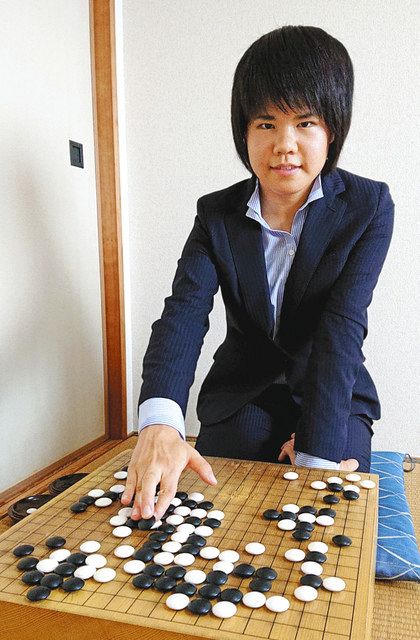 碁石の産地 熊野から初のプロ １６歳の本田真理子初段 中日新聞web