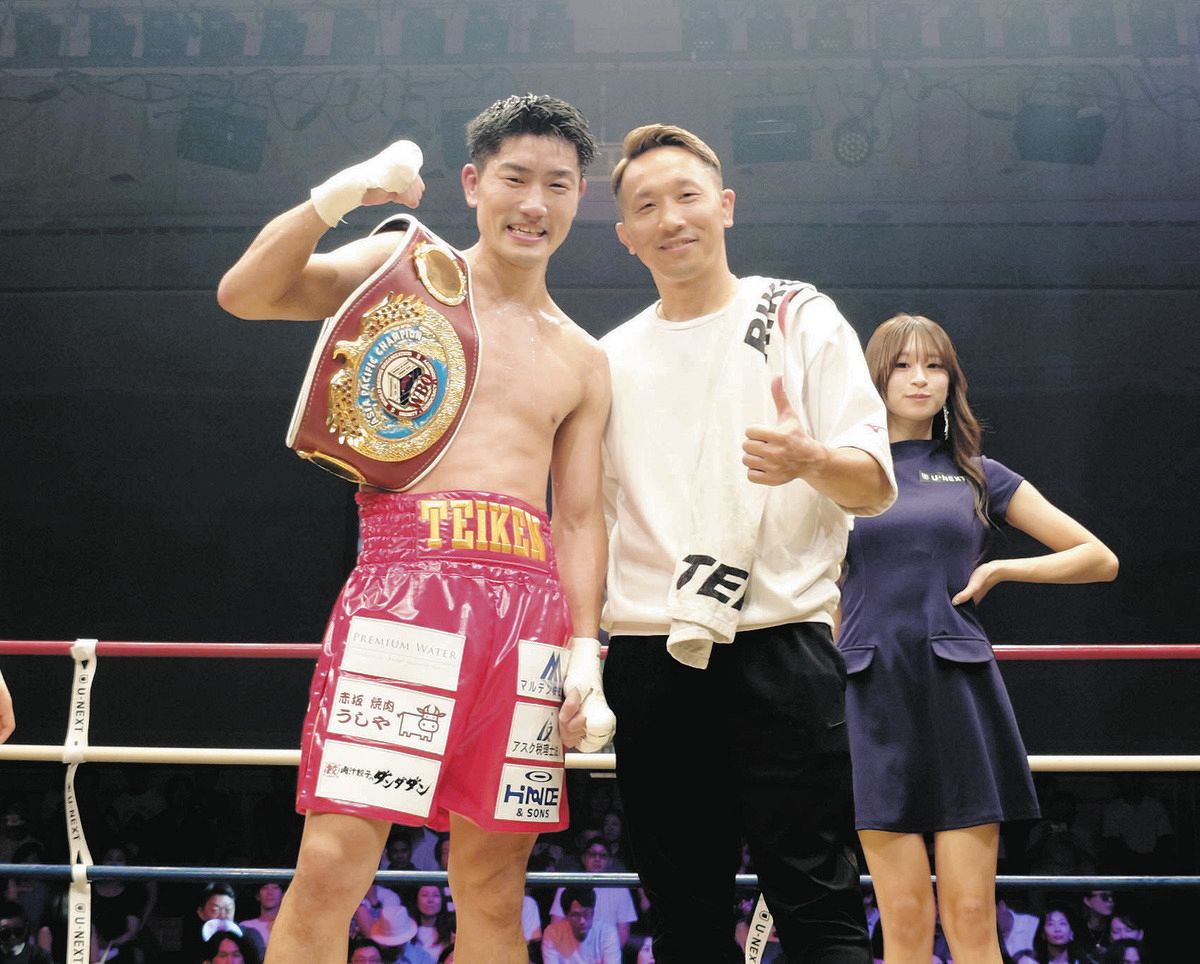 大幅値下げ「60枚限定」限定児島トレーニングカード田口・藤原選手以外 NEW 1/64 頭文字D セットVol.22 藤原拓海トレノ(AE86) & 藤原