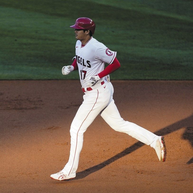 彼はあした先発するんだぜ 大谷翔平の14号ソロ動画に驚き相次ぐ Mvp与えるべき 次元が違う 中日スポーツ 東京中日スポーツ
