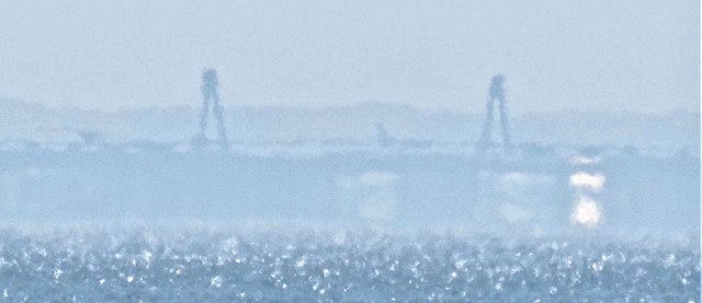 蜃気楼の出現 旅の思い出に 魚津で大勢見学：北陸中日新聞Web