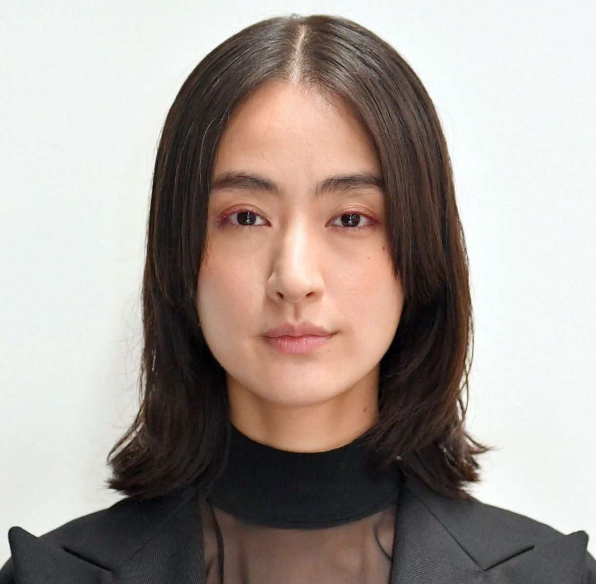 シシド・カフカをもってくるとは…」『銀河の一票』”ぶっ飛ばし蛍”に 