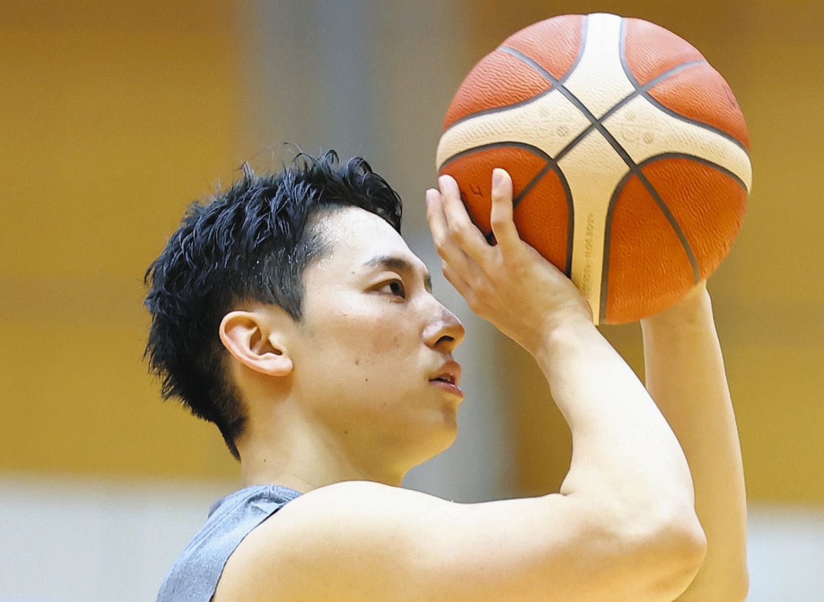 バスケ男子日本代表、オーストラリアと引き分け 残り18秒、河村勇輝の3点シュートで追いつく:中日スポーツ・東京中日スポーツ