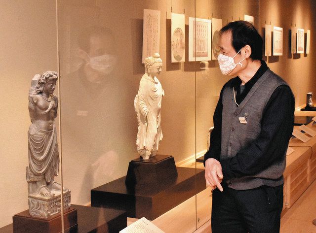 ガンダーラ仏像の比較楽しんで 伊賀で故穐月さんの収集品など展示：中