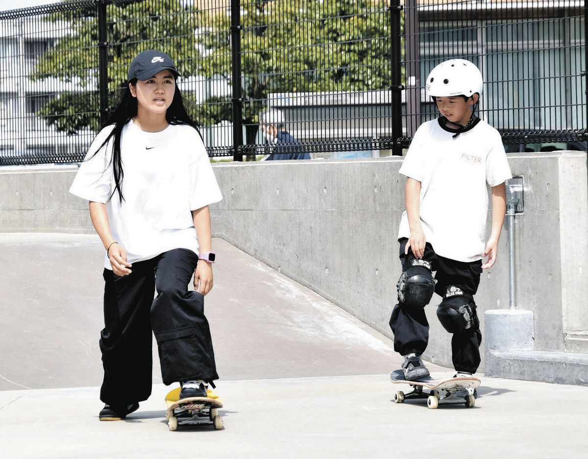 やばっ！ スケボー世界の技 中山楓奈さん講習会、小中生学ぶ：北陸中日 