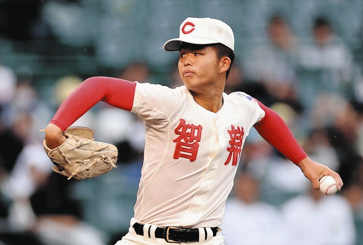 智弁学園・杉本真滉、5回を投げ球数制限は残り48球 大阪桐蔭・川本晴