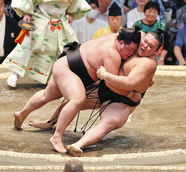 朝乃山は明生に敗れ初日黒星も「堅くはなかった」と今後へ前向き