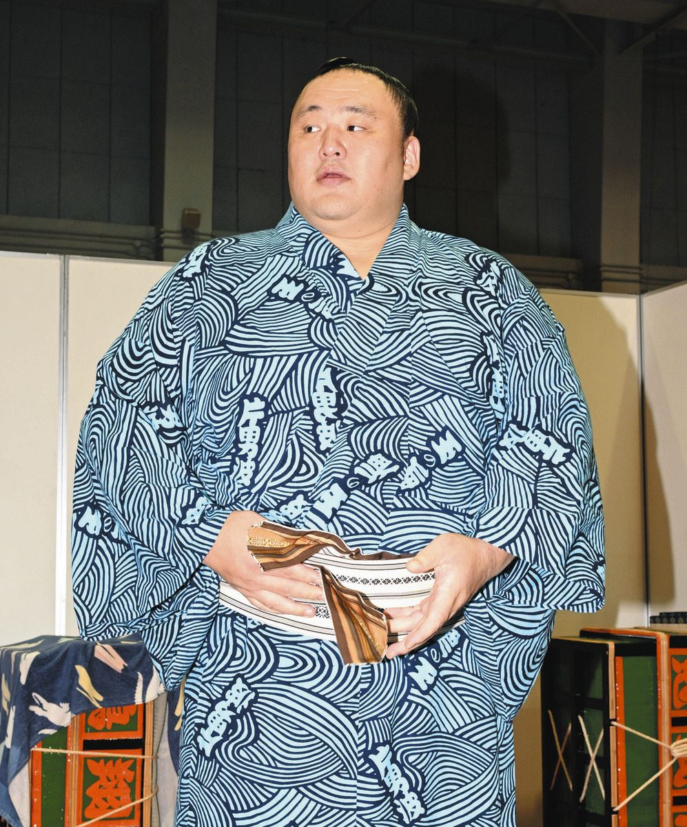 玉鷲、生涯休場なし部屋の大先輩「玉の海」の浴衣で連続出場記録へ共闘