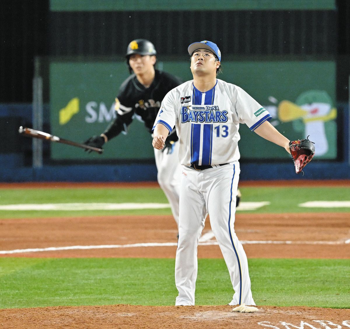 10回、川村に勝ち越しソロを許すDeNA・伊勢