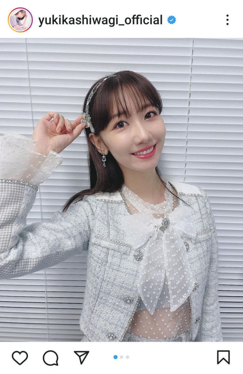 ◇柏木由紀、透け感たっぷり だいすきな衣装【写真】：中日スポーツ
