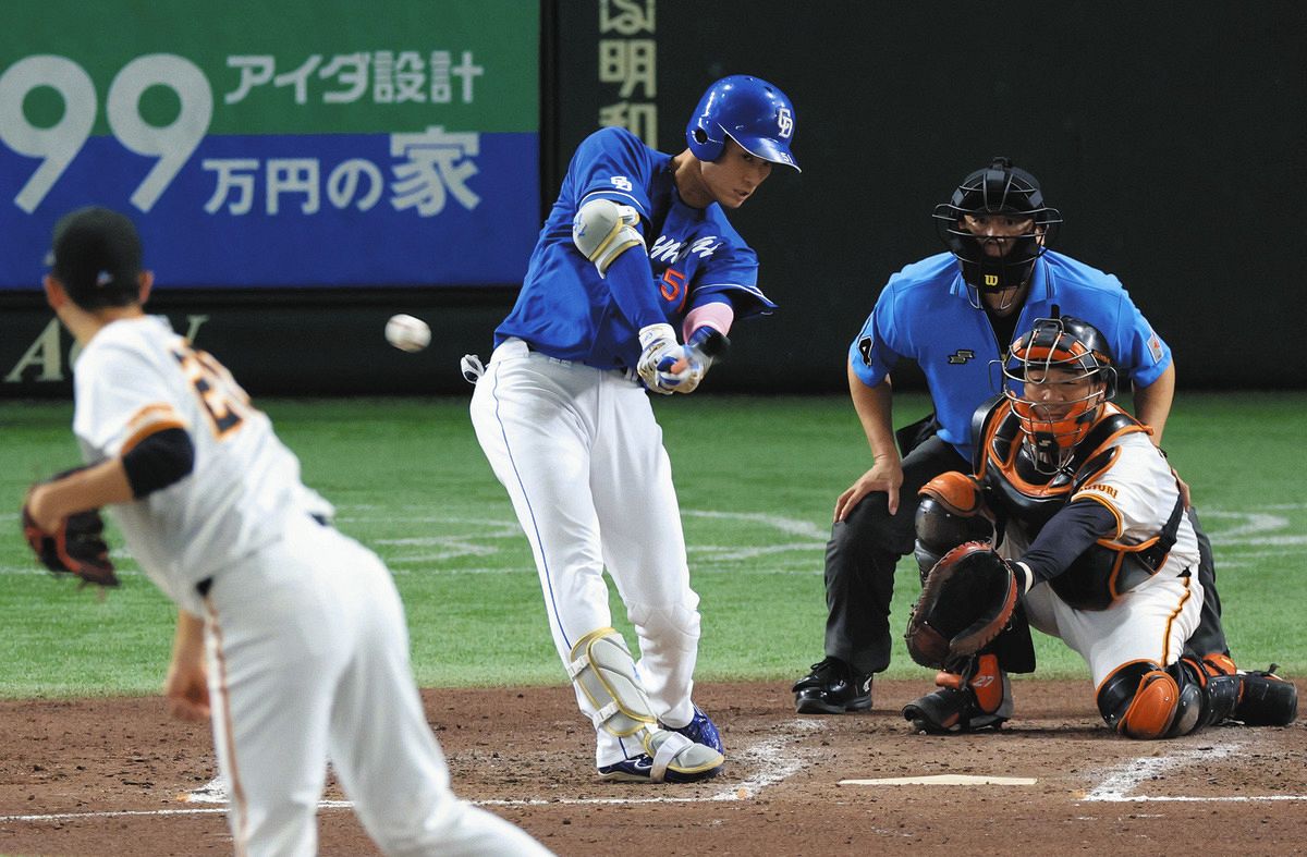 中日ドラゴンズ　上林誠知選手　3点セット 中日ドラゴンズ #上林誠知 上林誠知選手、自主トレ本格的に