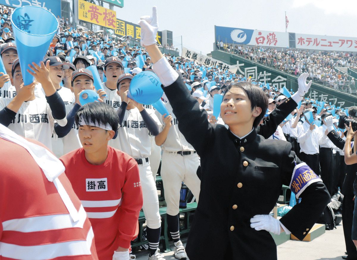 大進撃」「ダイナマイトマーチ」 掛川西の大応援団、最後まで熱く ：中