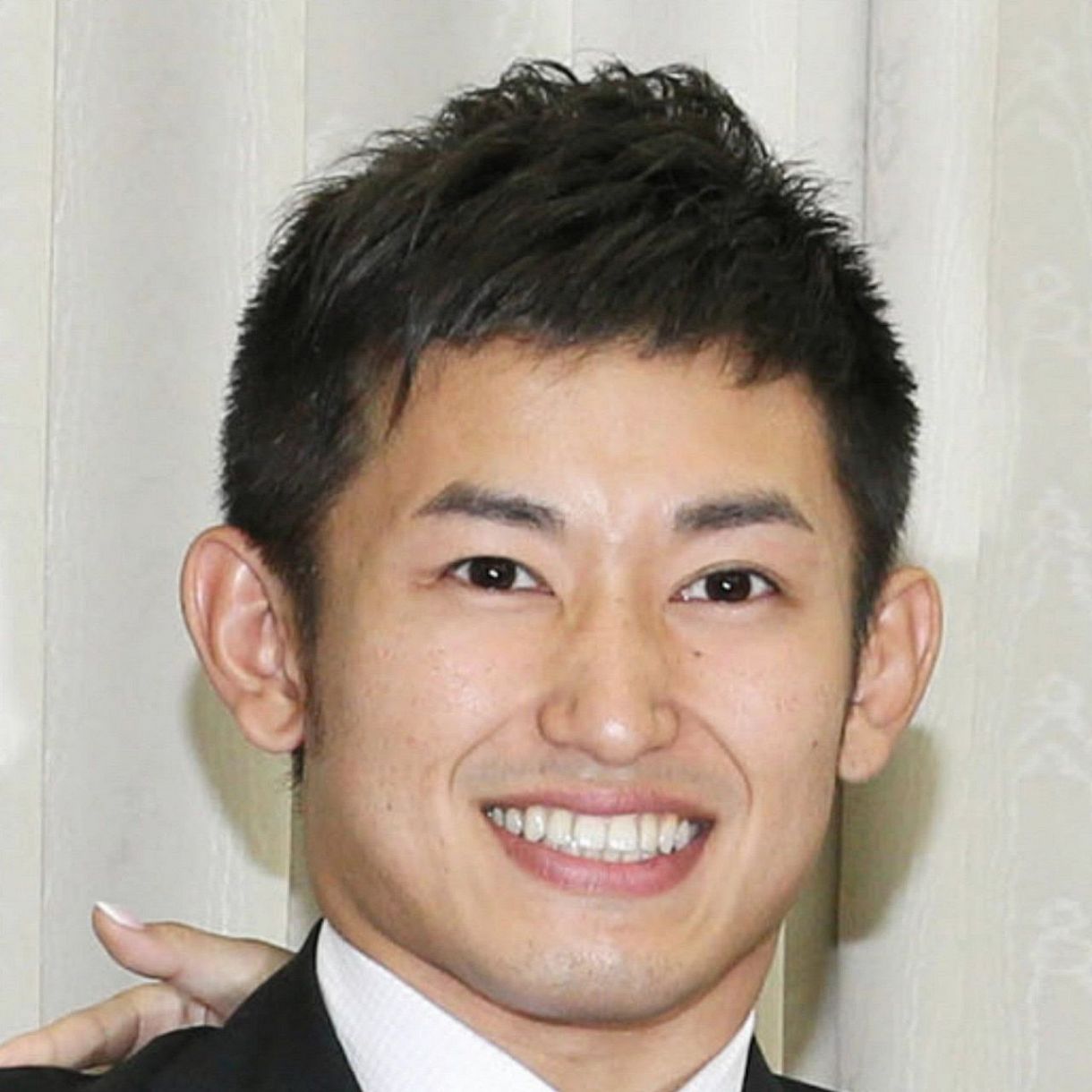 才賀紀左衛門の元パートナー絵莉さん「結婚したいかも、という気持ちが1ミリ湧いてきた」  心境に変化か「パパ居たらな、と思うことが思い浮かんでくる」：中日スポーツ・東京中日スポーツ