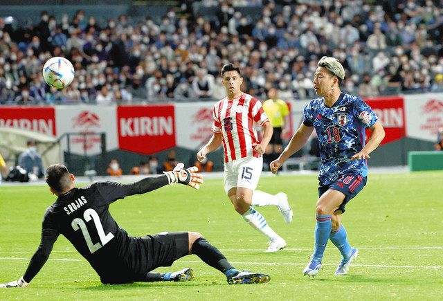 サッカー日本代表 先制弾の浅野 抜け出した時点で自分の間合い 海外で磨いたハードワークに自負 中日スポーツ 東京中日スポーツ サッカー日本代表 先制弾の浅野 抜け出した時点で自分の間合い 海外で磨いたハードワークに自負 中日スポーツ 東京中日スポーツ