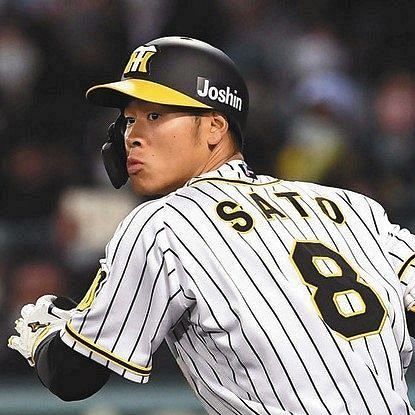 阪神 佐藤輝が先制2ラン 2回 浜風切り裂き右翼へ一直線 中日スポーツ 東京中日スポーツ
