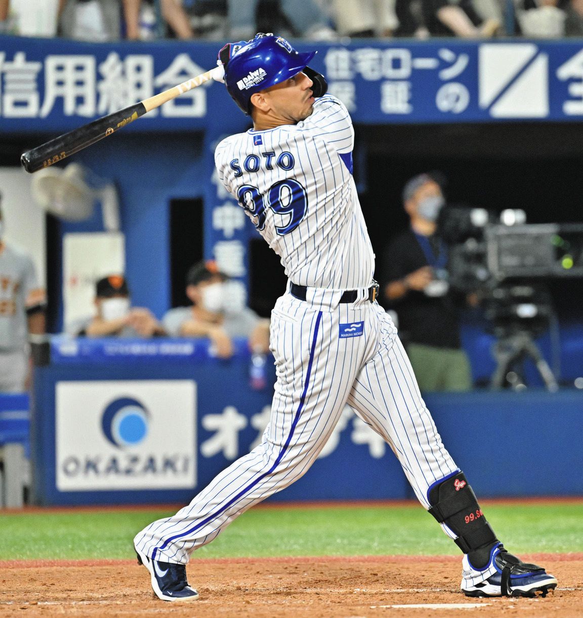 Dena ソト 菅野撃ち11号勝ち越しソロ 風に乗ってくれて良かった 中日スポーツ 東京中日スポーツ
