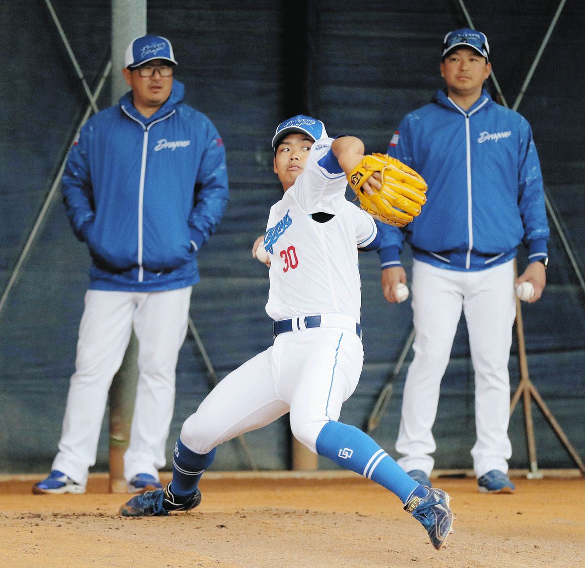 中日・根尾昂、最短20球の『制球向上ブルペン』で69球「いい練習