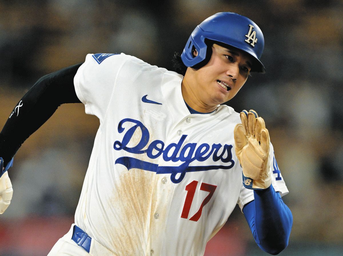 大谷翔平、パドレス守護神の165キロ直球撃ちで適時二塁打、「すげえ