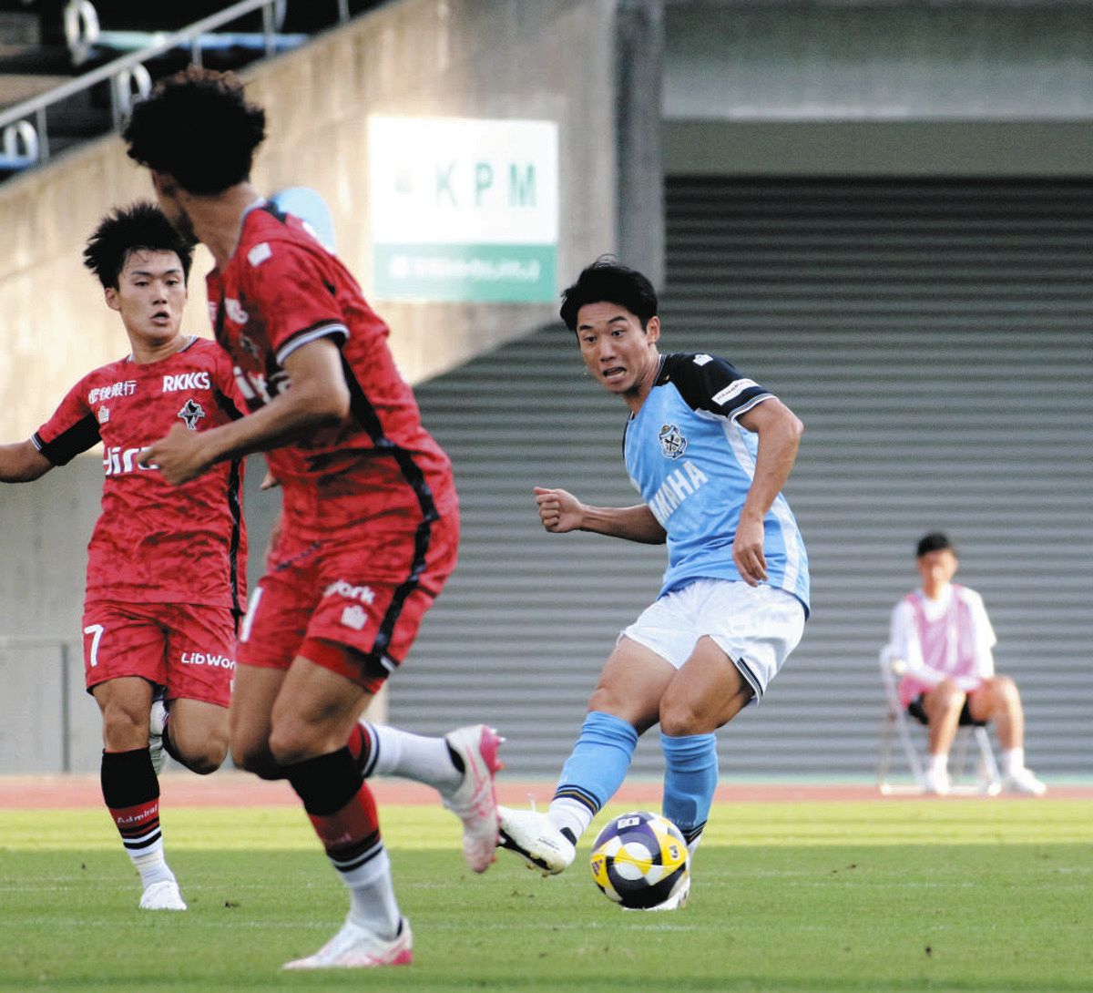 ジュビロ磐田 ハーフジップ 支給 ジュビロ磐田 ハーフジップ 支給