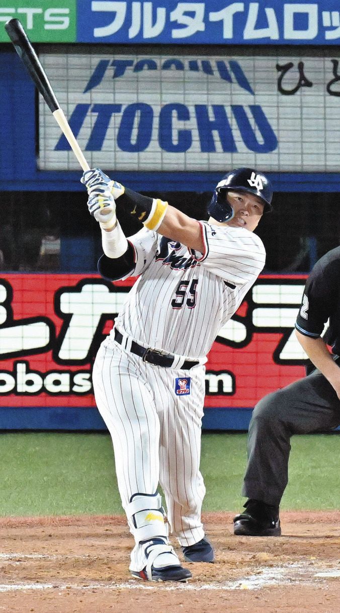ヤクルト 村上宗隆が王貞治の記録に並ぶ55号hr 伝説を目撃できる幸せよ と称賛多数 中日スポーツ 東京中日スポーツ