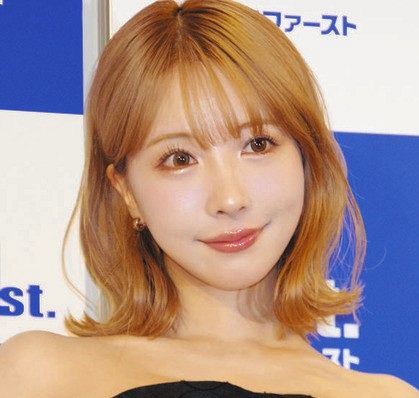 「究極のアイドル」三上悠亜、激変「新ヘアカラー」で似ているのは…ファン話題に「ももりんに」「キャワワです」「カラコンも」：中日スポーツ・東京