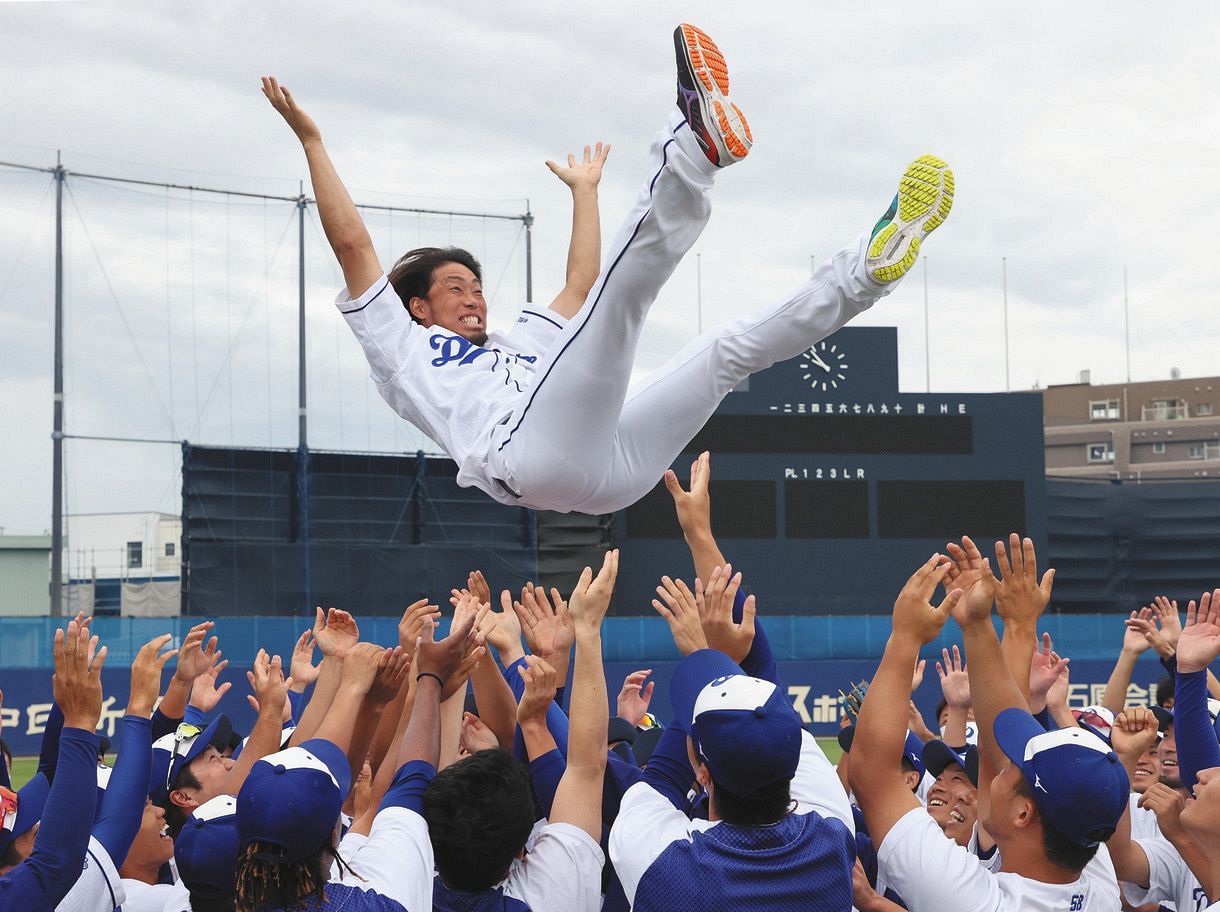 中日ドラゴンズ。優勝胴上げ写真パネル 将棋以外 - スポーツ