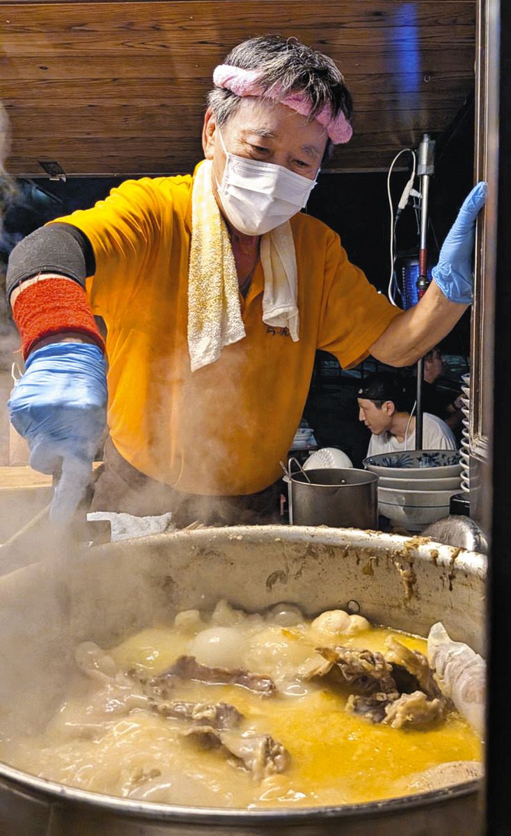 敦賀の屋台ラーメン守り続けて33年「池田屋ごんちゃん」店主が引退