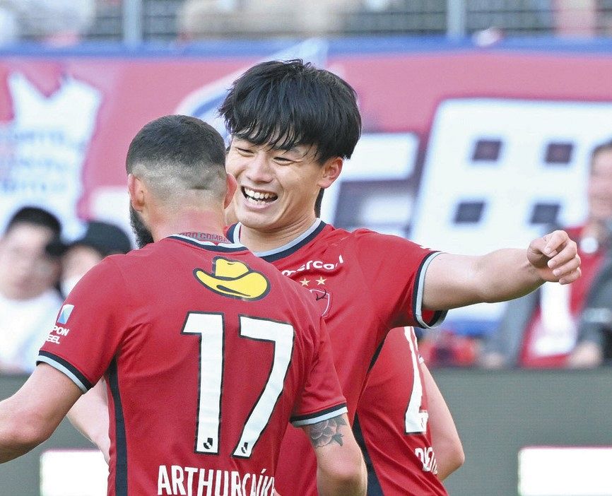 J1鹿島・上田綺世の2発に遠藤保仁うなる「脅威。得点パターンが多く