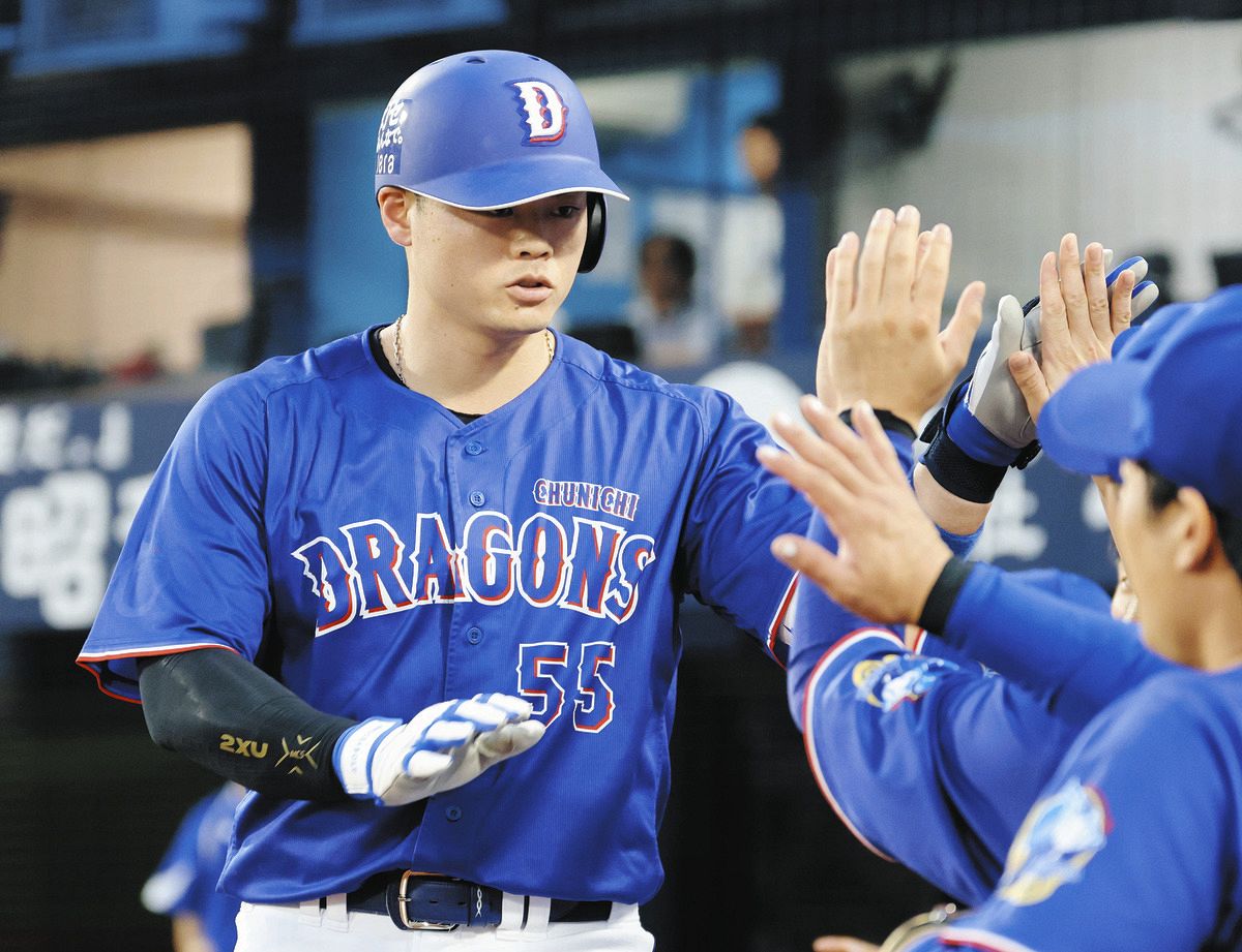 中日・細川成也、球宴選手間投票でも選ばれ自身2度目のW選出「現役で
