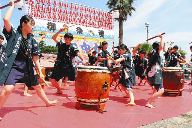 日間賀島中生、心一つに島太鼓 南知多：中日新聞Web