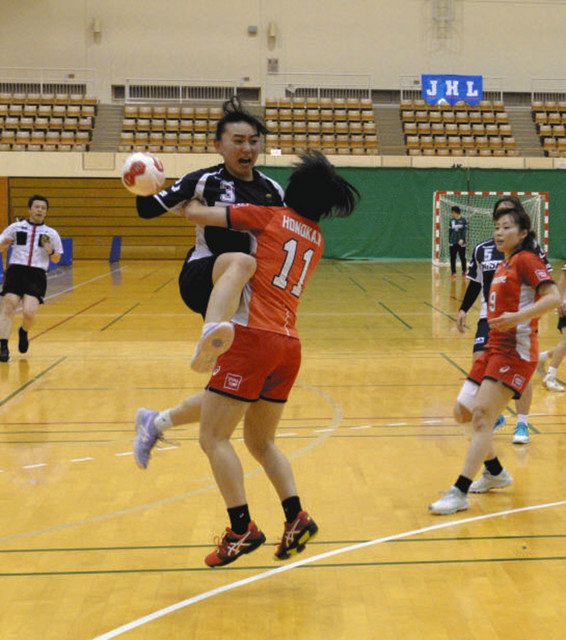 ãƒãƒ³ãƒ‰ãƒœãƒ¼ãƒ«å¥³å­ ãƒ–ãƒ«ã‚ºï¼–é€£æ•— ä¸­æ—¥æ–°èžweb