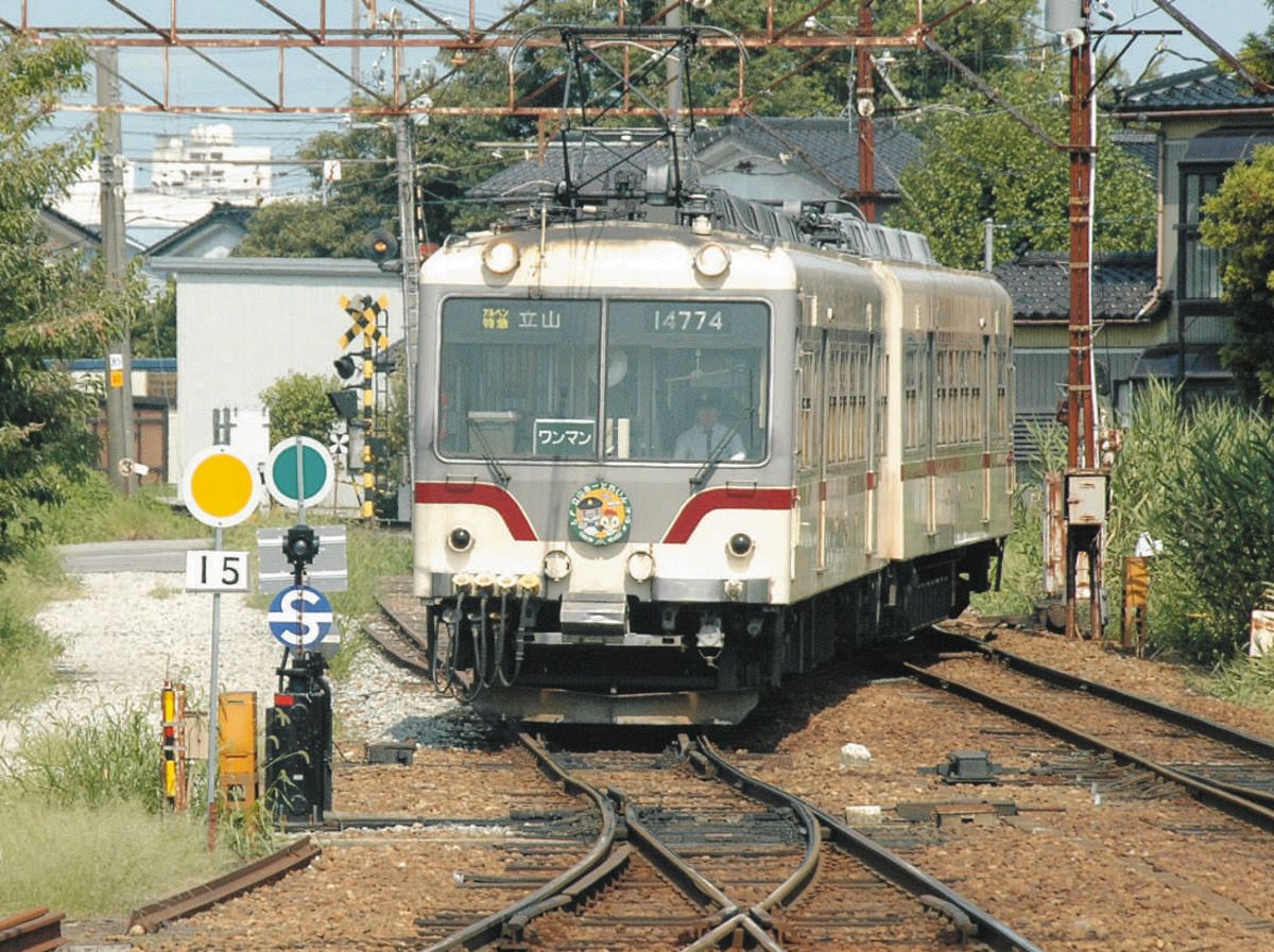 富山地方鉄道・新庄社長インタビュー 運賃大幅引き下げへ自治体負担を