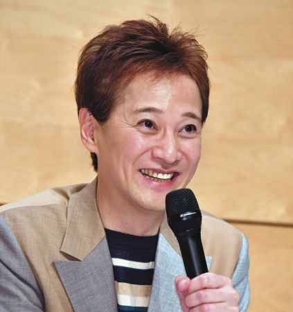 中居正広会見1／元SMAPの4人に報告メール「返事は遅い人、中身のない人…剛君は1行でした」：中日スポーツ・東京中日スポーツ