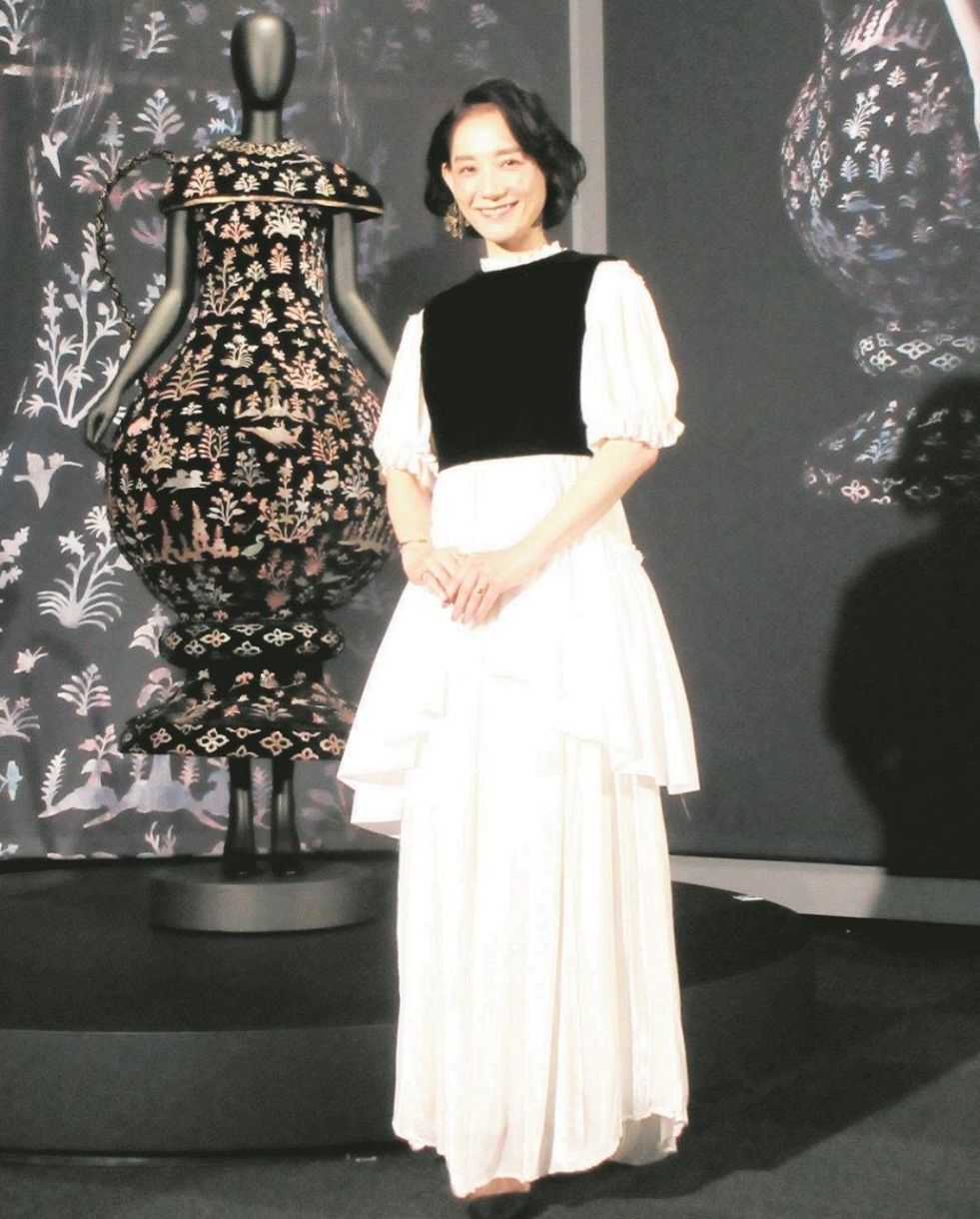 篠原ともえ、正倉院所蔵の宝物にインスパイアされ1年がかりでドレス