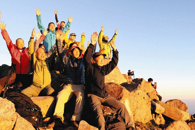 霊峰彩る 花と笑顔 白山で夏山開き：北陸中日新聞Web