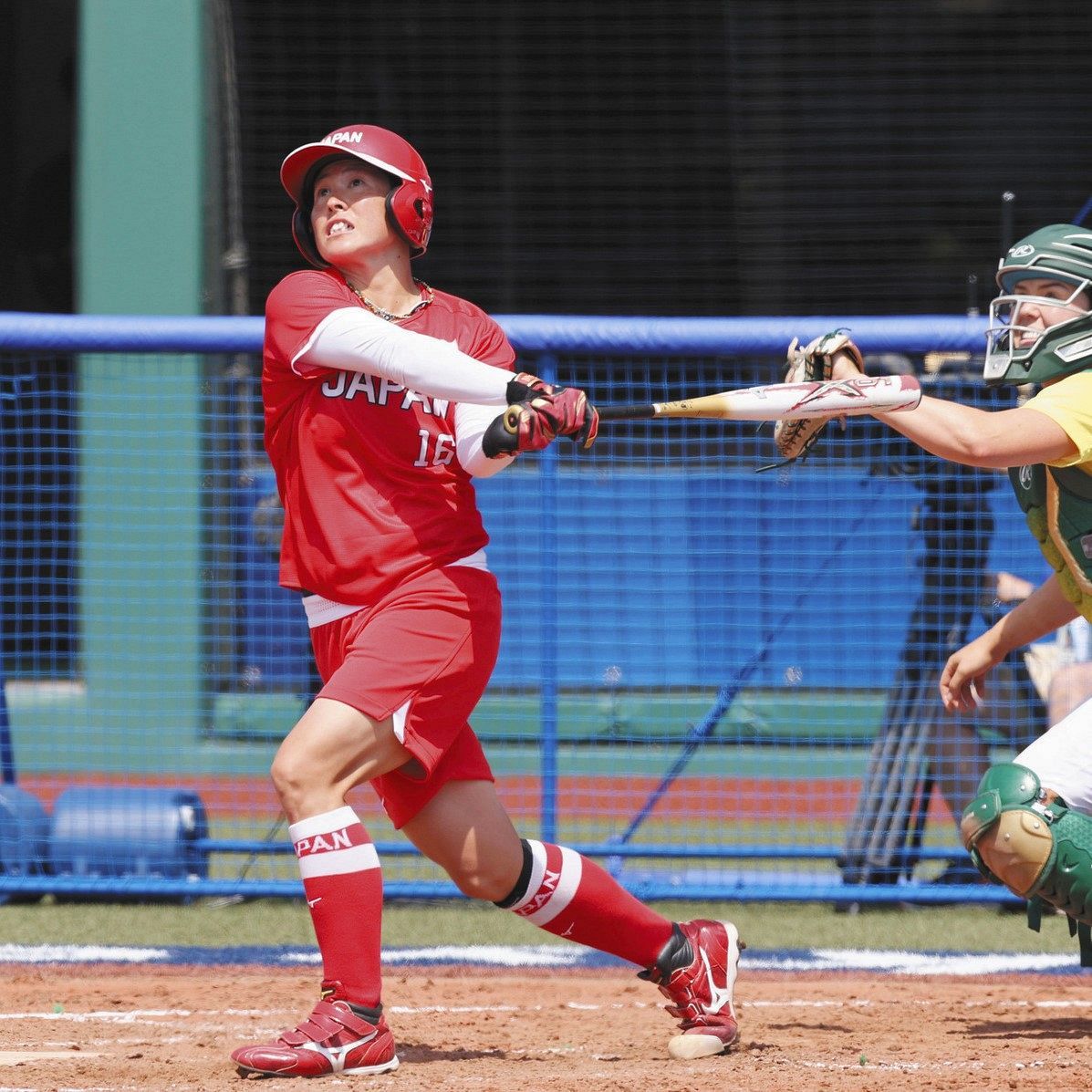 二刀流 藤田倭が指名打者で2ラン 日本リード4点に広げる 東京五輪 ソフトボール 中日スポーツ 東京中日スポーツ 二刀流 藤田倭が指名打者で2ラン 日本リード4点に広げる 東京五輪 ソフトボール 中日スポーツ 東京中日スポーツ
