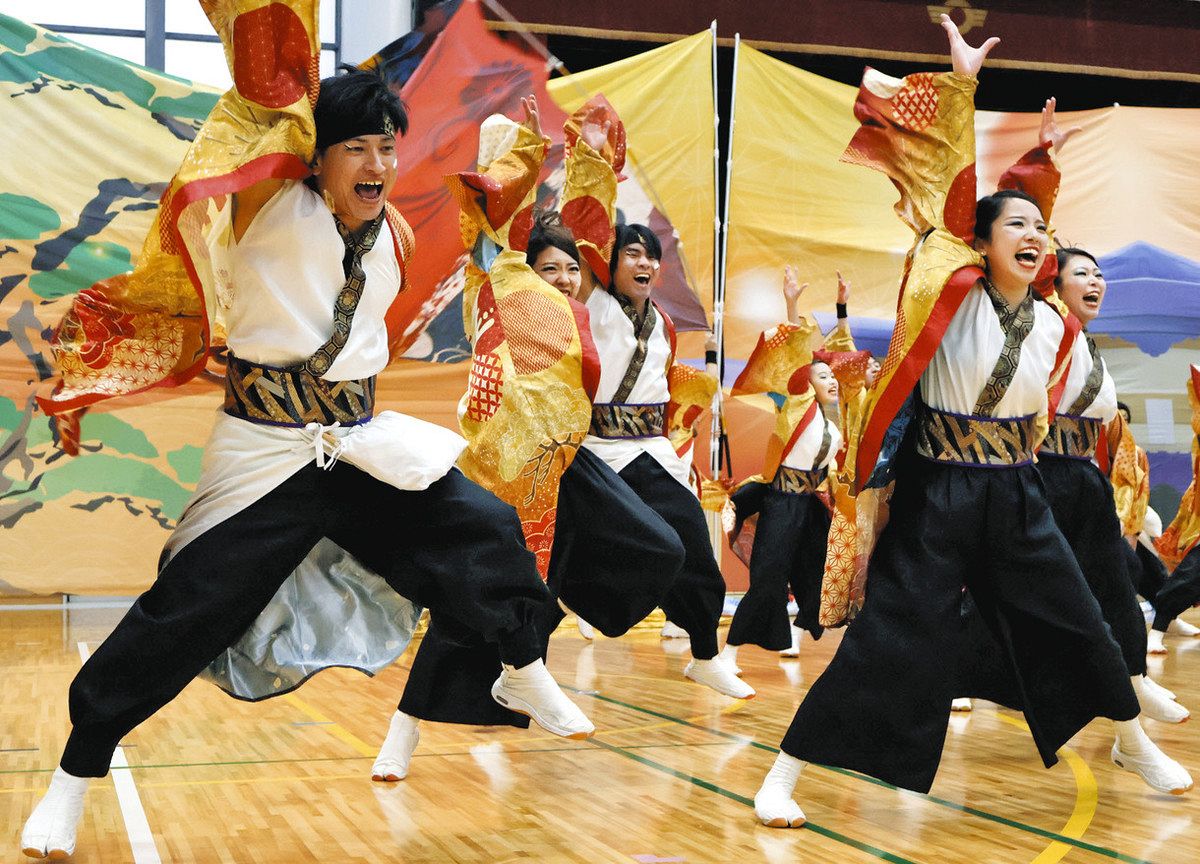 よさこいや太鼓で850人が躍動 鳥羽で「DON舞フェスタ」：中日新聞Web