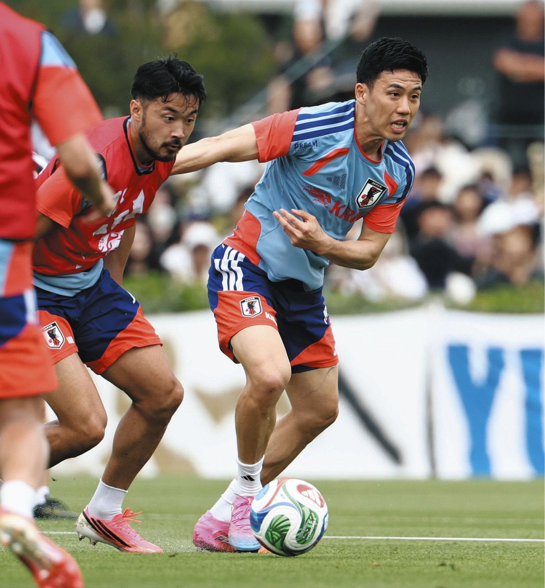 遠藤航、合流即フルメニュー消化、109日ぶりに実戦復帰のアイスランド