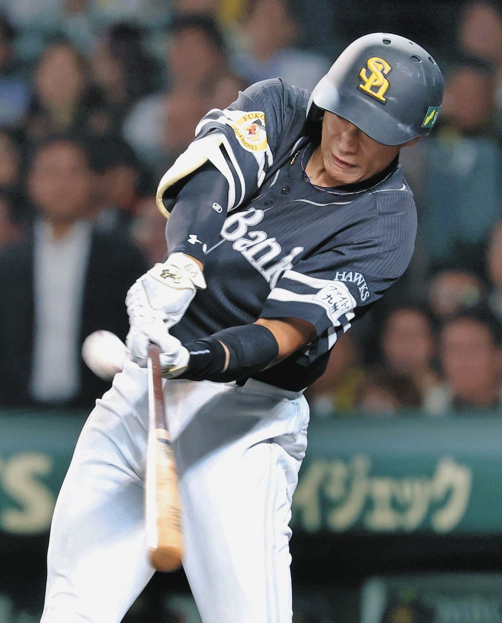 ◇ソフトバンク・柳田悠岐、8回に起死回生の同点2ラン！【写真複数