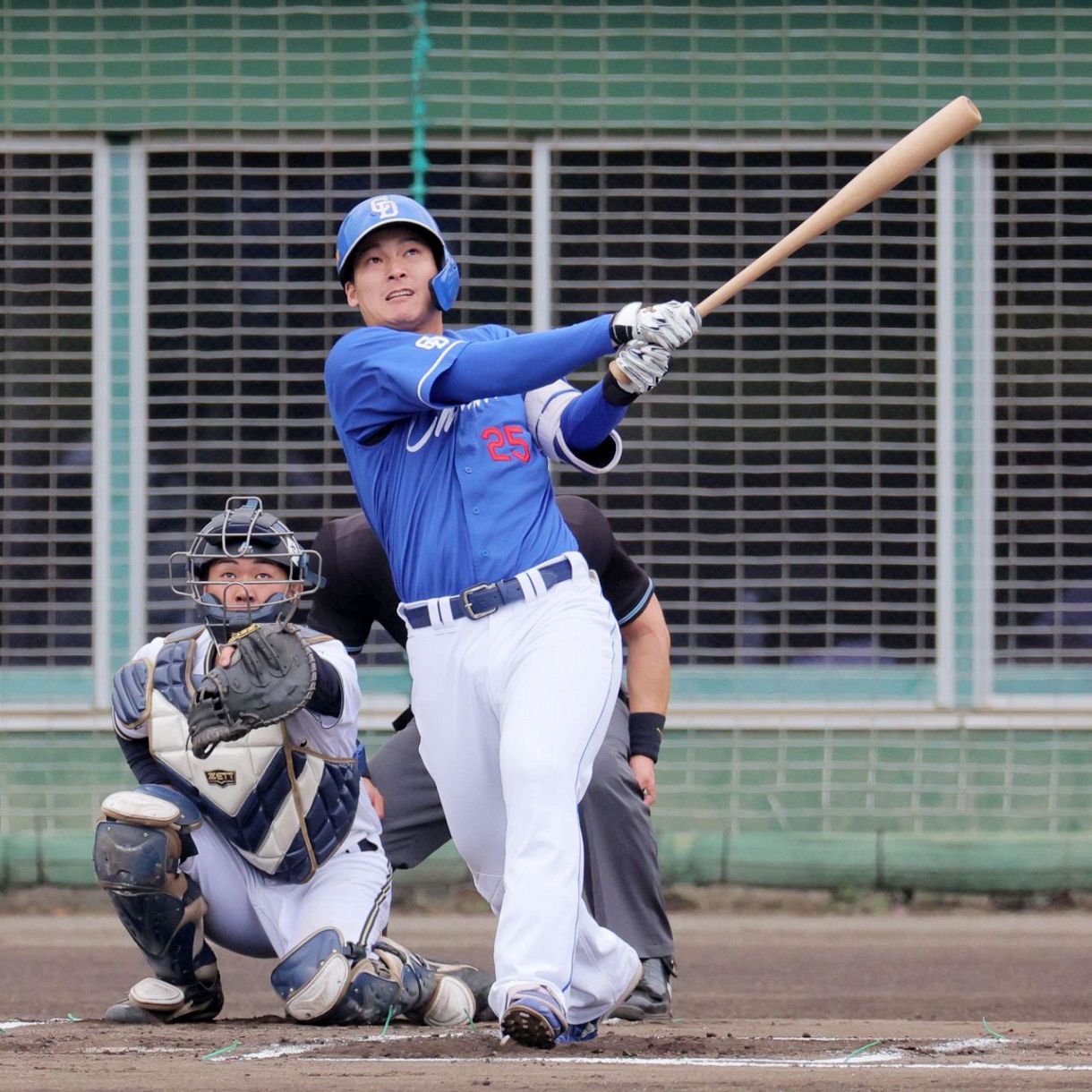 中日・石川昂弥、勝ち越しソロ！5球連続ファウルで粘り、8球目を左翼