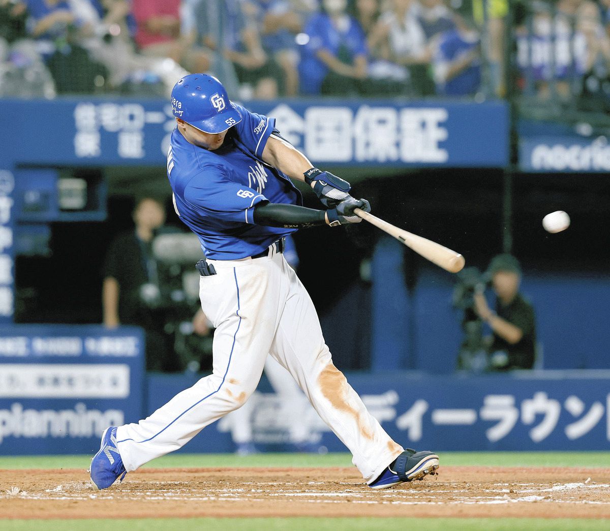 中日、7回に勝ち越し 細川成也が左翼フェンス直撃の適時二塁打 山本