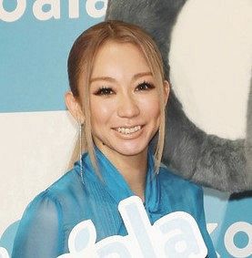 倖田來未が エロかっこいい ではなく エロかわいい 白レース衣装を披露 フォロワーから可愛いが殺到 中日スポーツ 東京中日スポーツ