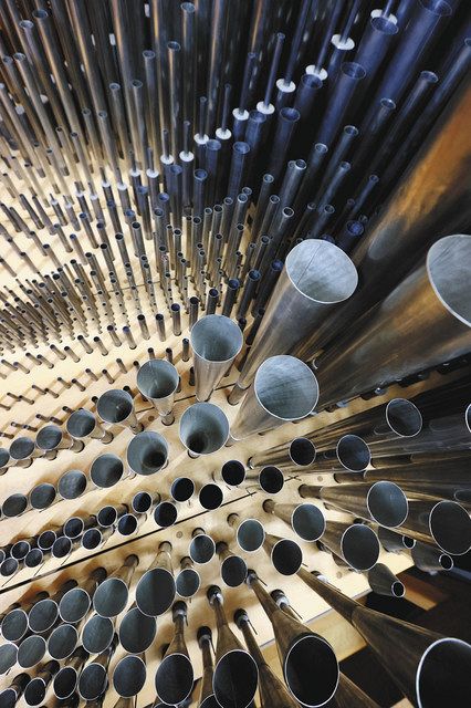 新品未使用　バイオリンミュージシャン　バイオリン　オブジェ　インテリア　蚤の市 パイプオルガン｜ミューザ川崎シンフォニーホールについて｜ミューザ